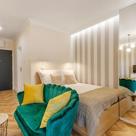 Sky Home- Green Apartament -Manufaktura, Bezplatny Parking, Klimatyzacja, Dostep Na Kod Łódź Zewnętrze zdjęcie