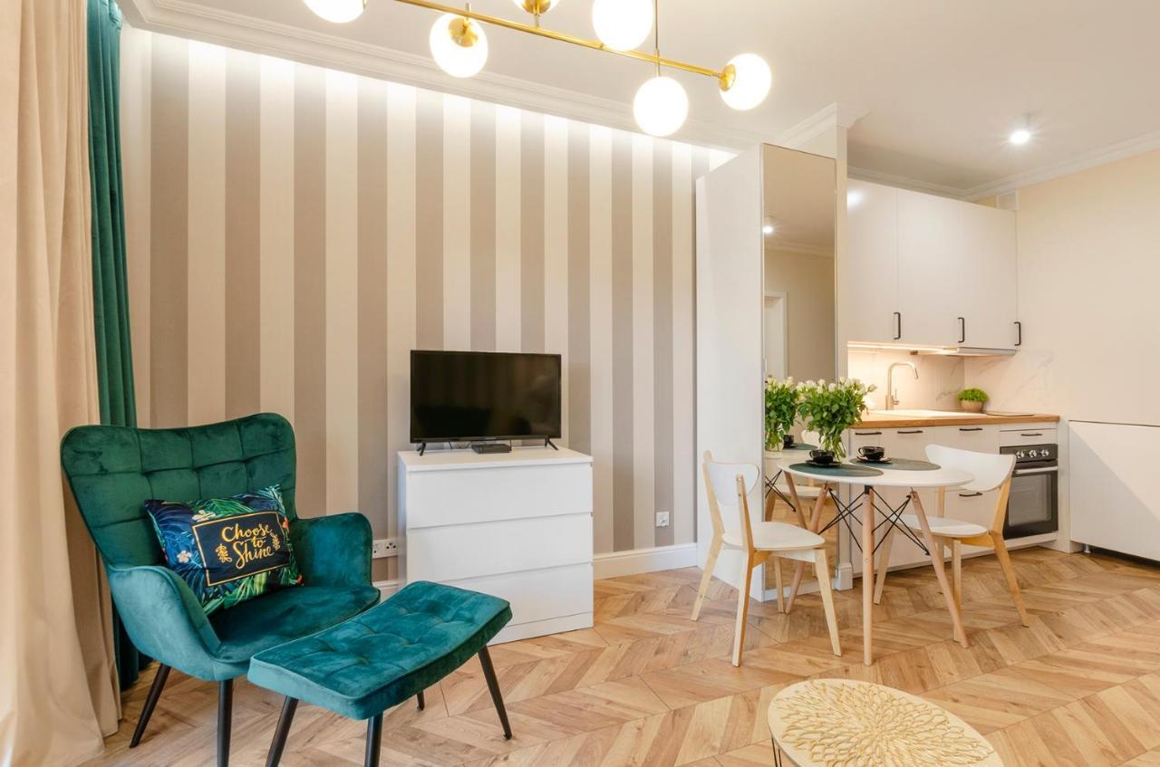 Sky Home- Green Apartament -Manufaktura, Bezplatny Parking, Klimatyzacja, Dostep Na Kod Łódź Zewnętrze zdjęcie